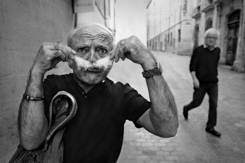 From Fear to Focus: The Art of Getting Closer in Street Photography